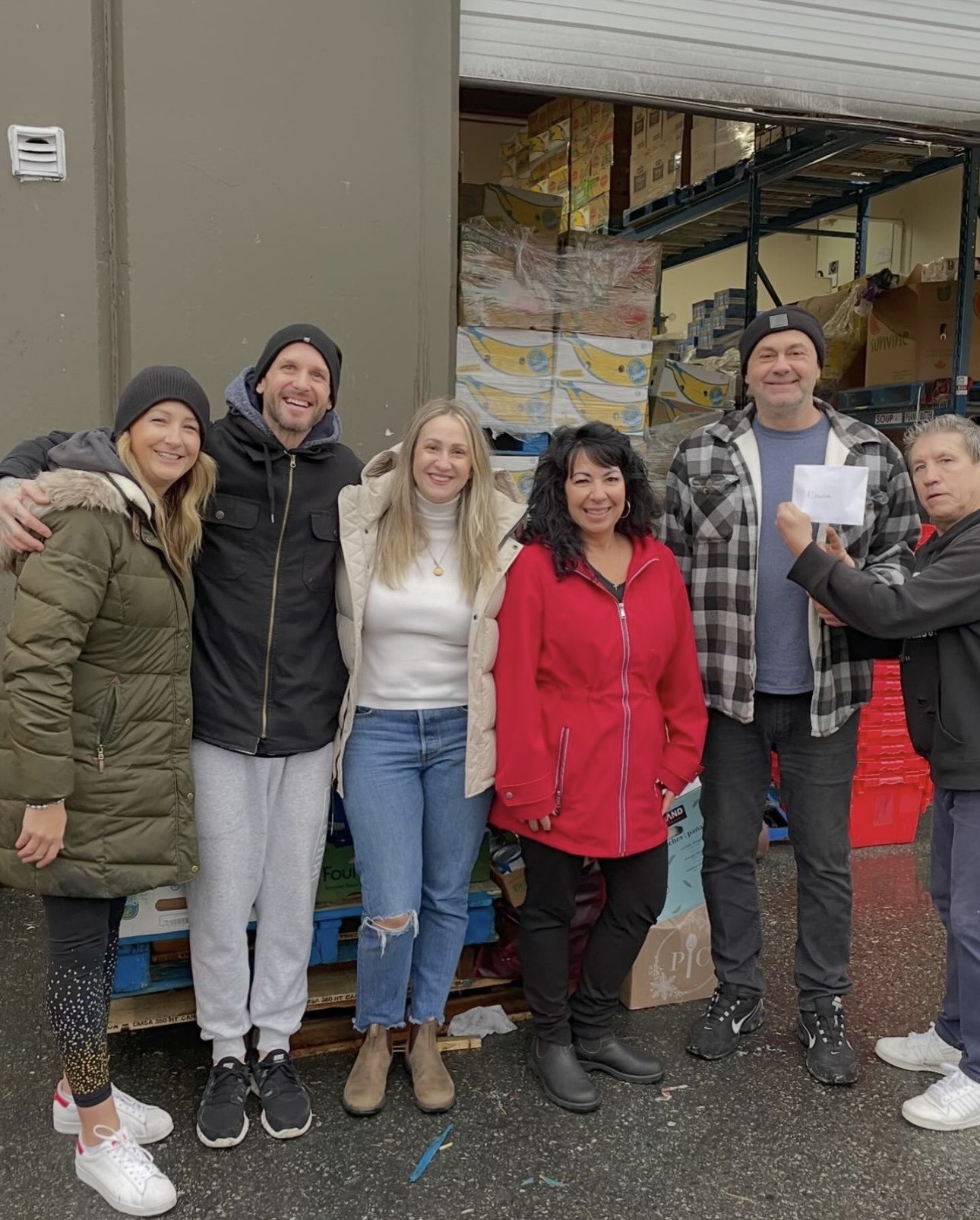 BC Mortgage Brokers donating to local food bank